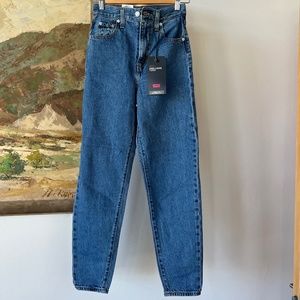 Levi's High Loose Taper Fit Jeans wash: Hold My Purse size: 23W X 29L NWT